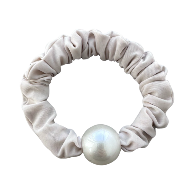 Scrunchie Pearl